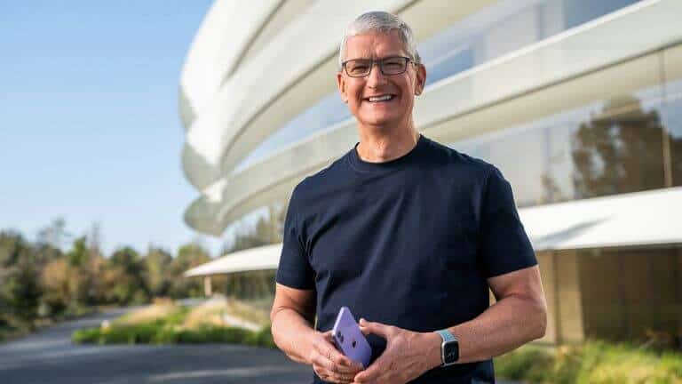 Apple CEO tells employees to return to offices from April 11th apple-ceo-tells-employees-to-return-to-offices-from-april-11th