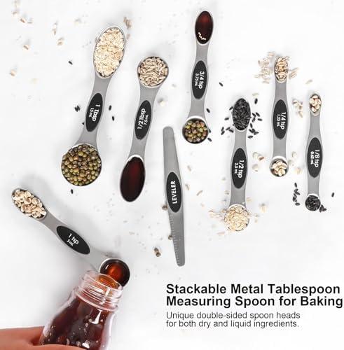 Reviewing the Magnetic Measuring Spoons: our Kitchen Essential