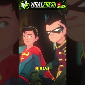 Superman & Robin Face Alien Invasion & Satellite Crash! #shorts